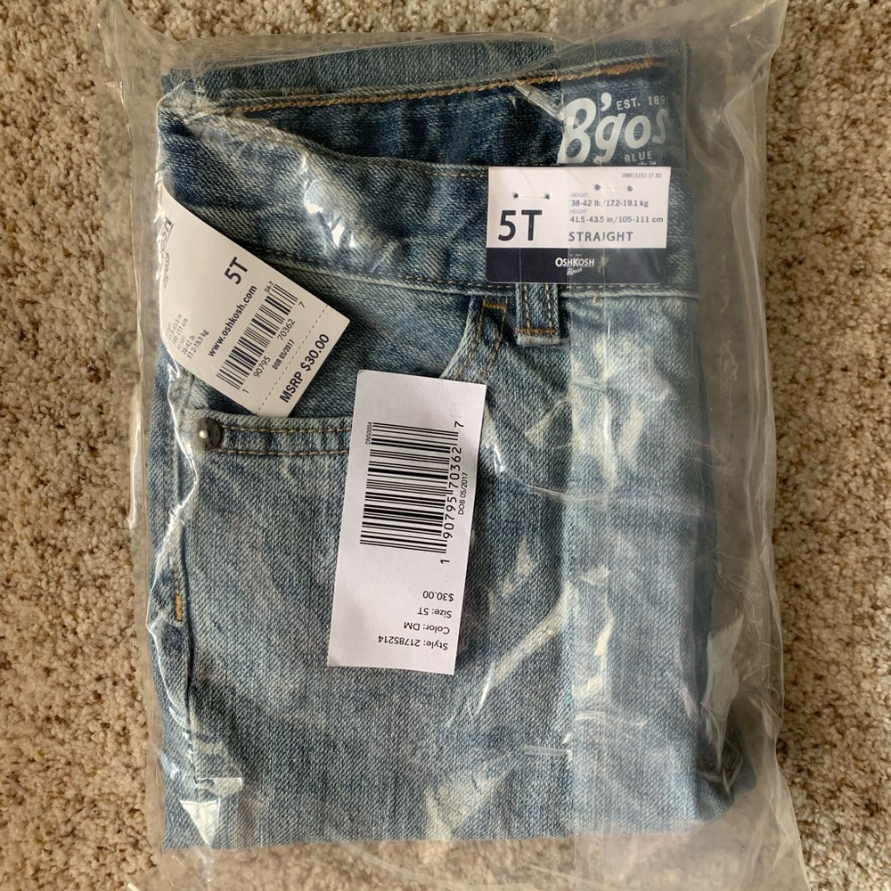 OshKosh Straight Jeans, 5T, NEW